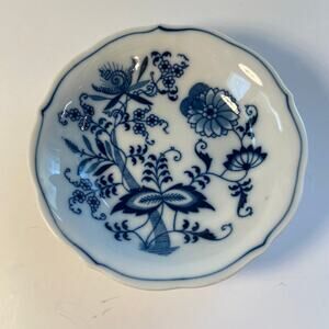 Vintage Blue Danube Japan Blue Onion Fruit Dessert Sauce Bowl Boxed Mark